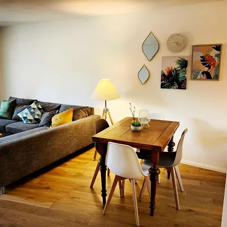 Schwarzer Adler Daire Michelstadt